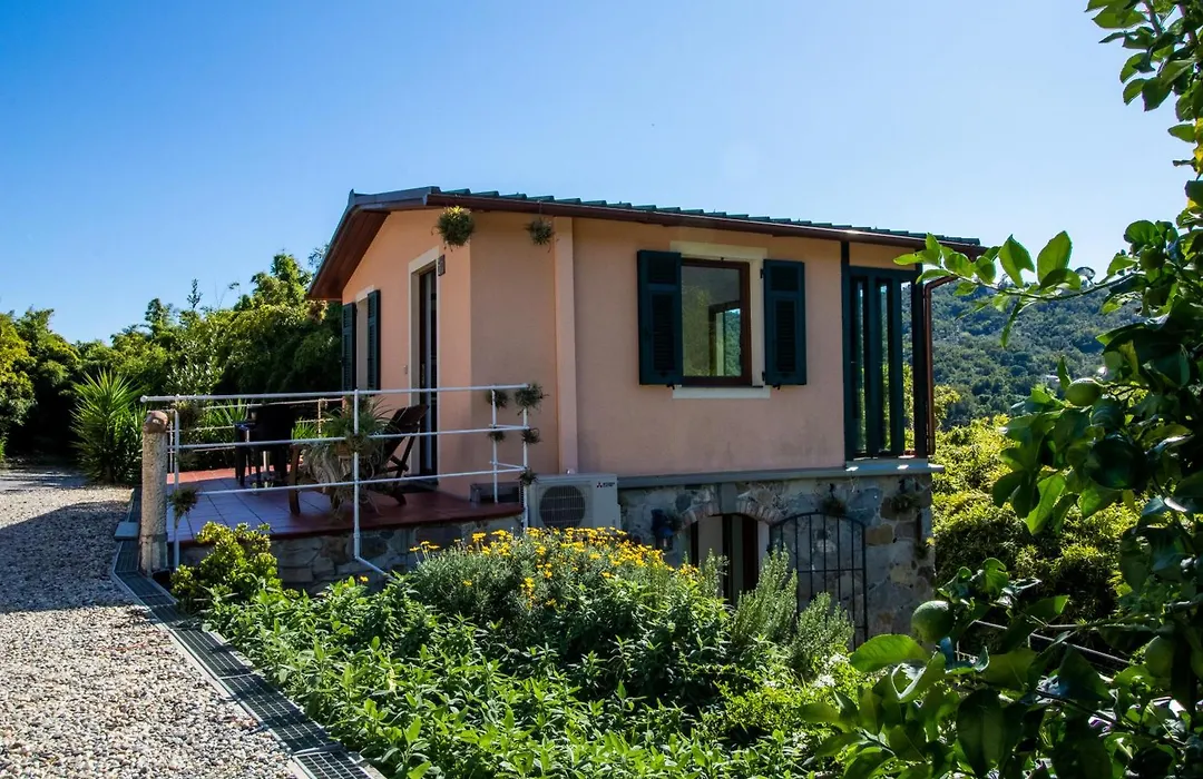 La Villetta 2 - Elegant And Cozy Cottage With Free Parking And A C-1